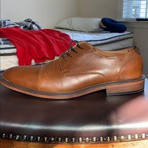 Oxford dress shoes